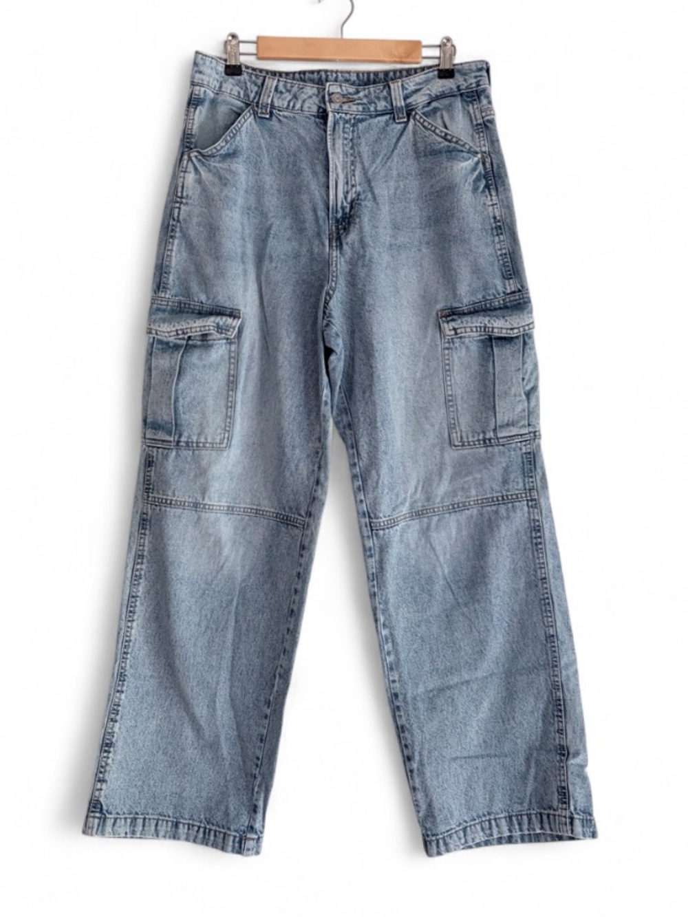 Divided Wide Leg High Waist Cargo Jeans Size 10
